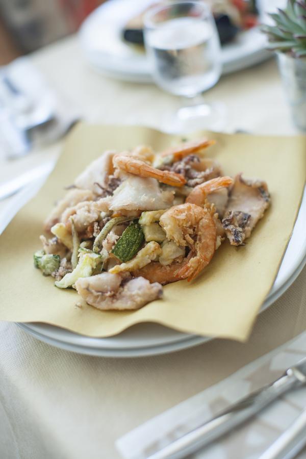 Hotel Aquila Azzurra ริมินี ภายนอก รูปภาพ